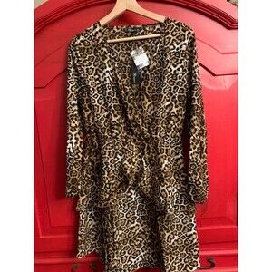 NWT Leopard Dress With Included Pin to Adjust Neckline Super Cute Ruffle Large L